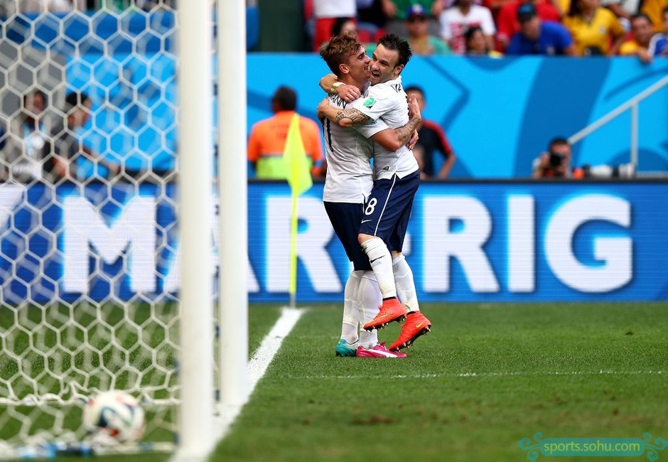 费内巴切抢七大战血战广东男篮，格列兹曼砍下40记关键球，全场沸腾(血战缅北完整版免费)